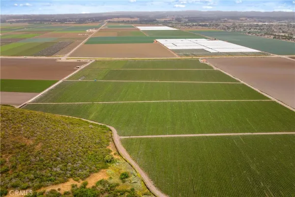 $7,908,000 | 0 Floradale Avenue, Lompoc, CA 93436