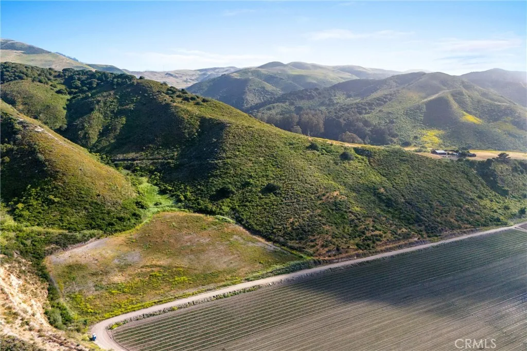 0 Floradale Avenue Lompoc, CA 93436 - Photo 10 of 10 a view of a yard with wooden fence