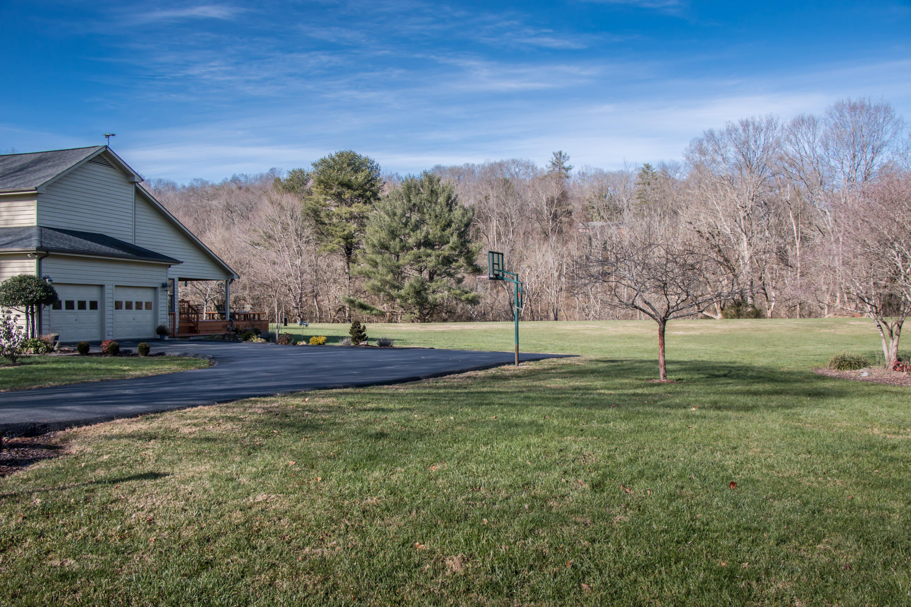 365 Walnut Hill Road Bristol, TN 37620 - Photo 54 of 73 Walnut Hill-15