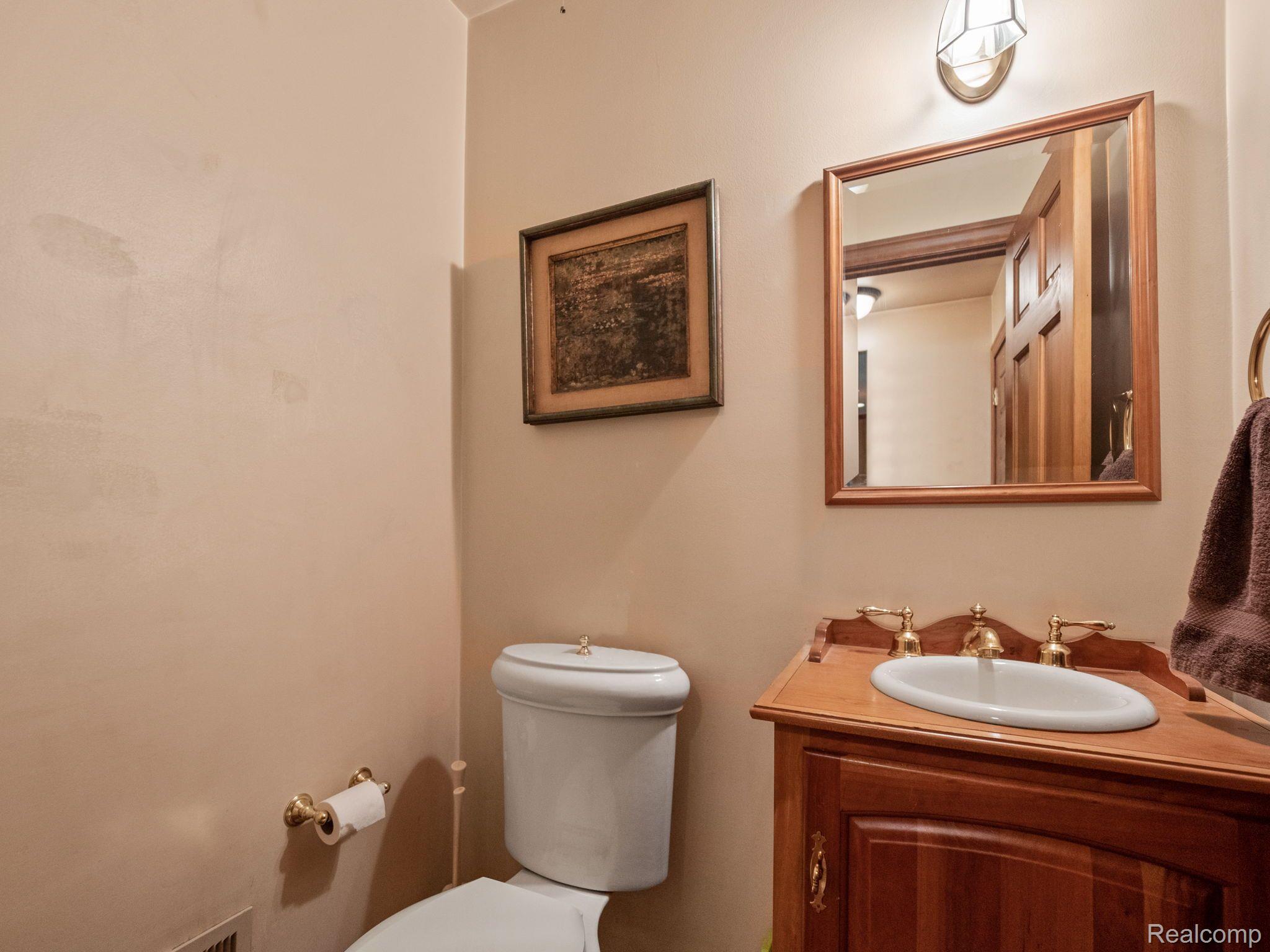 32167 Woody Road Fraser, MI 48026 - Photo 26 of 36 Gallery Image 26