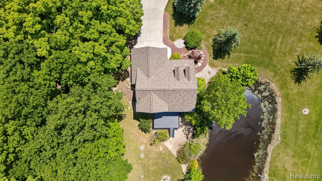 9055 Hegel Road Grand Blanc, MI 48439 - Photo 58 of 62