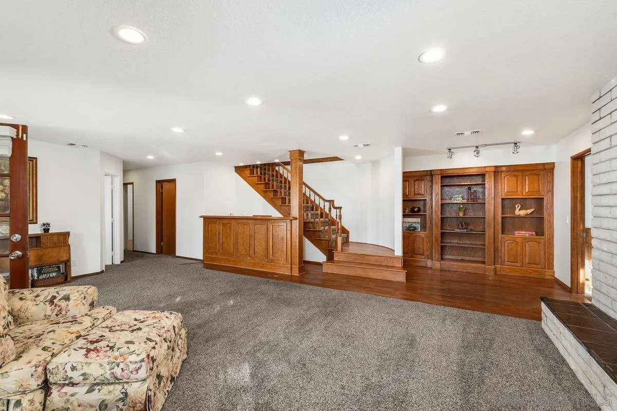15918 Lime Grove Road Poway, CA 92064 - Photo 29 of 53 a view of a hallway with staircase