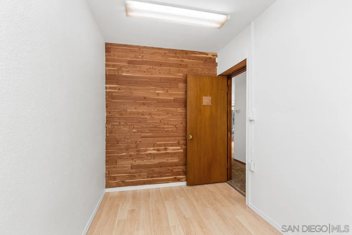 15918 Lime Grove Road Poway, CA 92064 - Photo 31 of 53 a view of an empty room