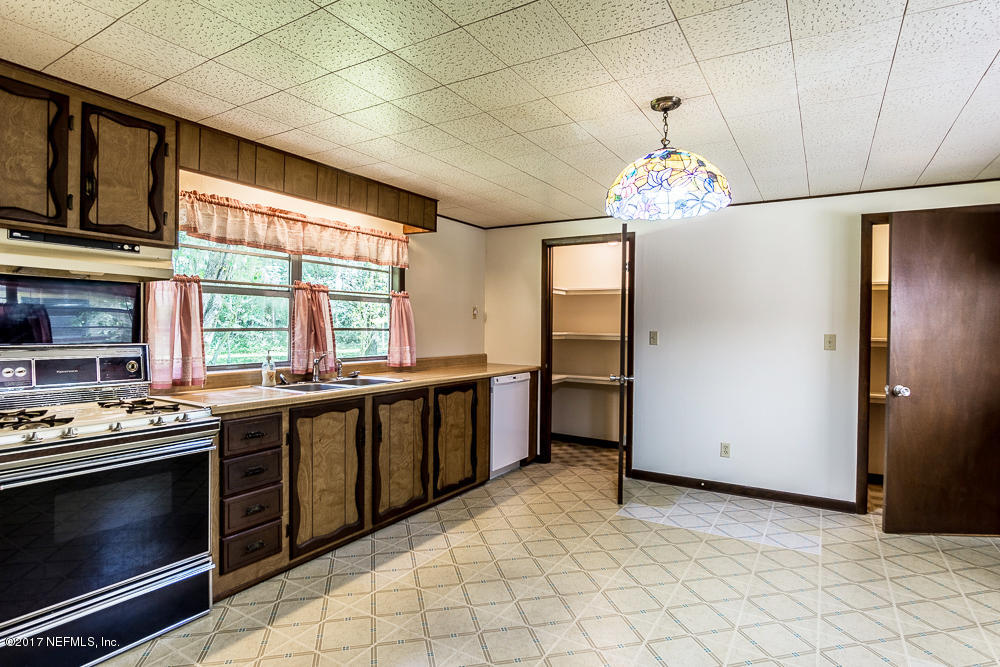 487 Deer Path Road Green Cove Springs, FL 32043 - Photo 11 of 51 Kitchen 1-1