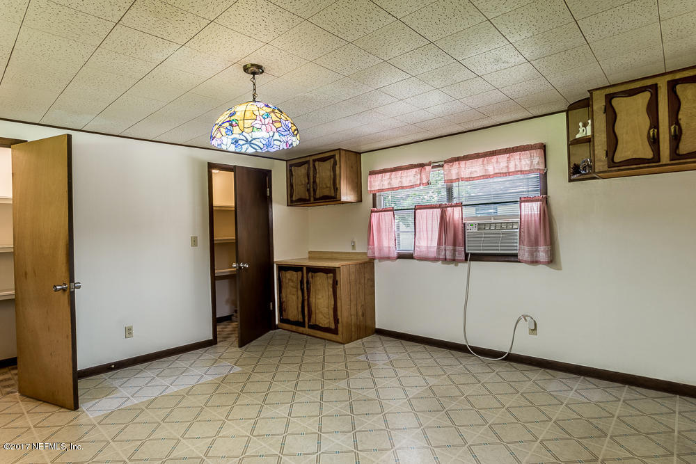 487 Deer Path Road Green Cove Springs, FL 32043 - Photo 13 of 51 Kitchen 3-1