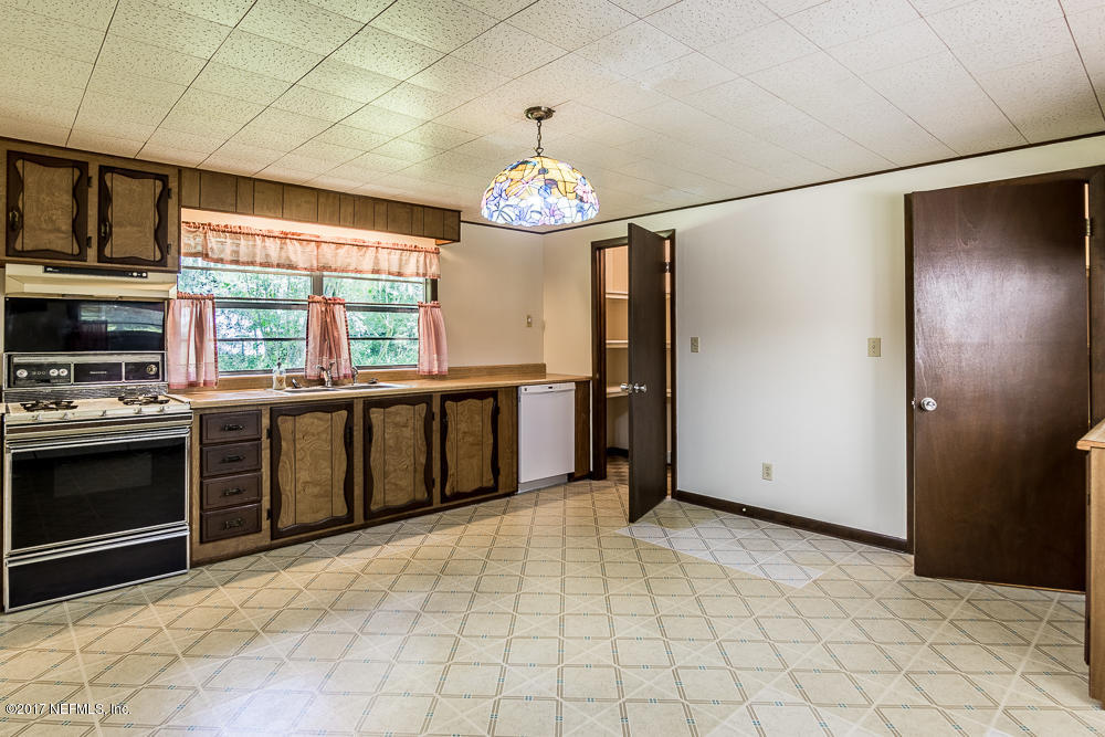 487 Deer Path Road Green Cove Springs, FL 32043 - Photo 14 of 51 Kitchen 4-1