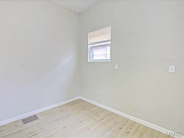 $1,700 | 6730 Vermont Avenue, St. Louis, MO 63111