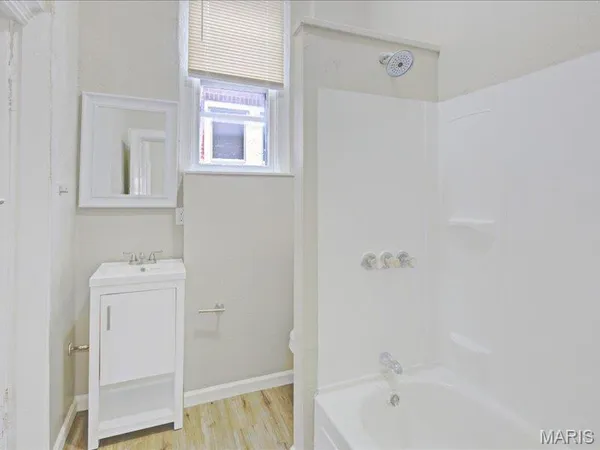 $1,700 | 6730 Vermont Avenue, St. Louis, MO 63111