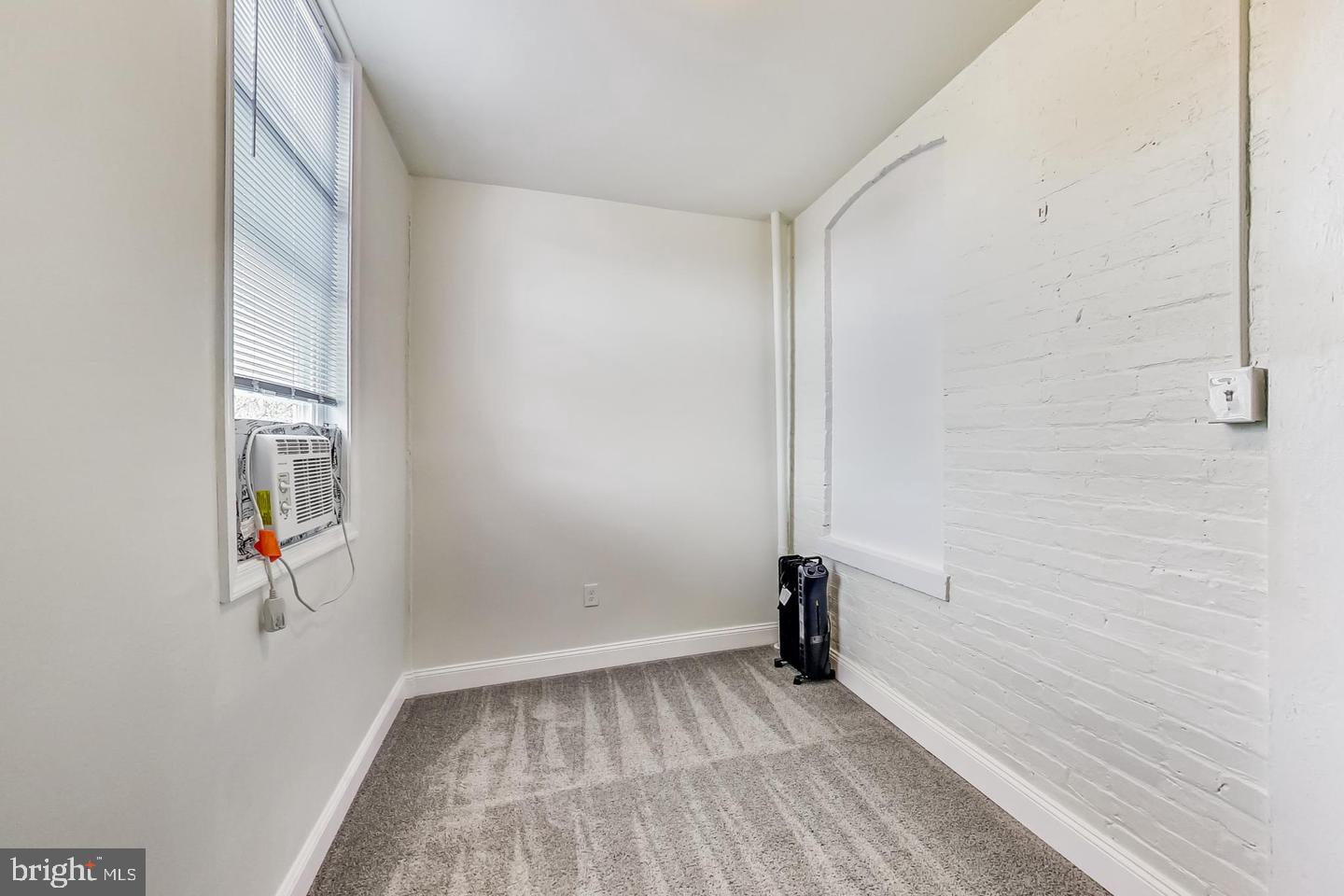 137 R Street Northeast Washington, DC 20002 - Photo 25 of 28 Flex space off third bedroom