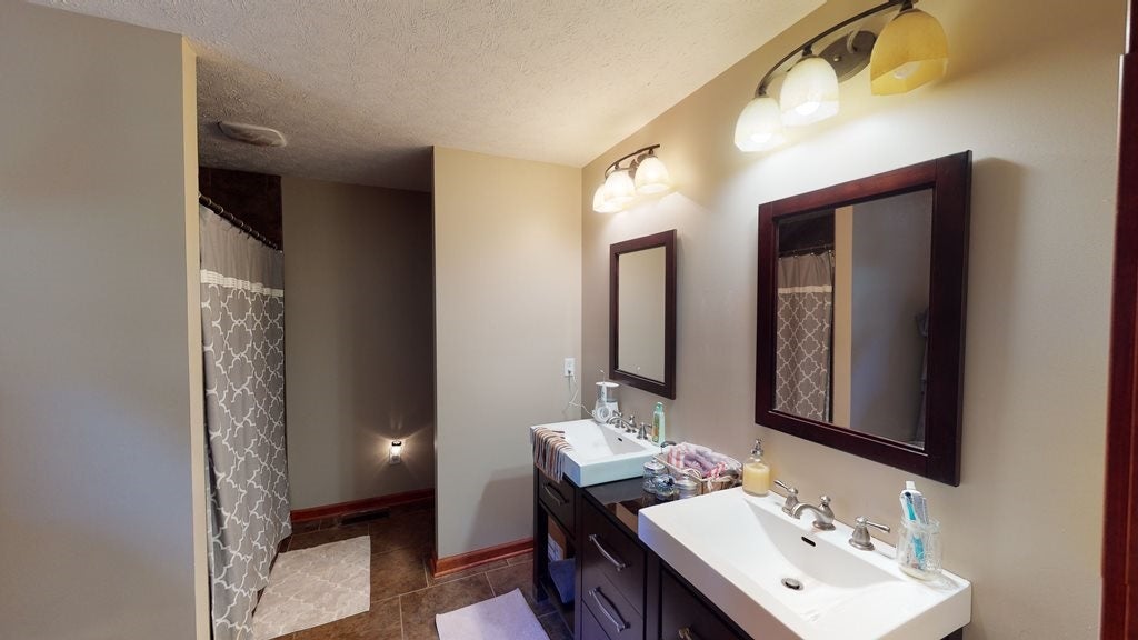 703 Osborne Road Adolphus, KY 42120 - Photo 14 of 22 Gallery Image 14
