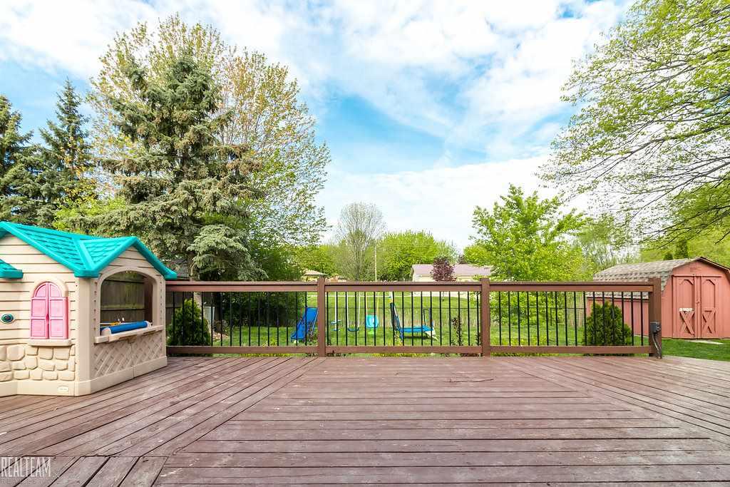 47021 Susan Road Macomb, MI 48044 - Photo 20 of 25