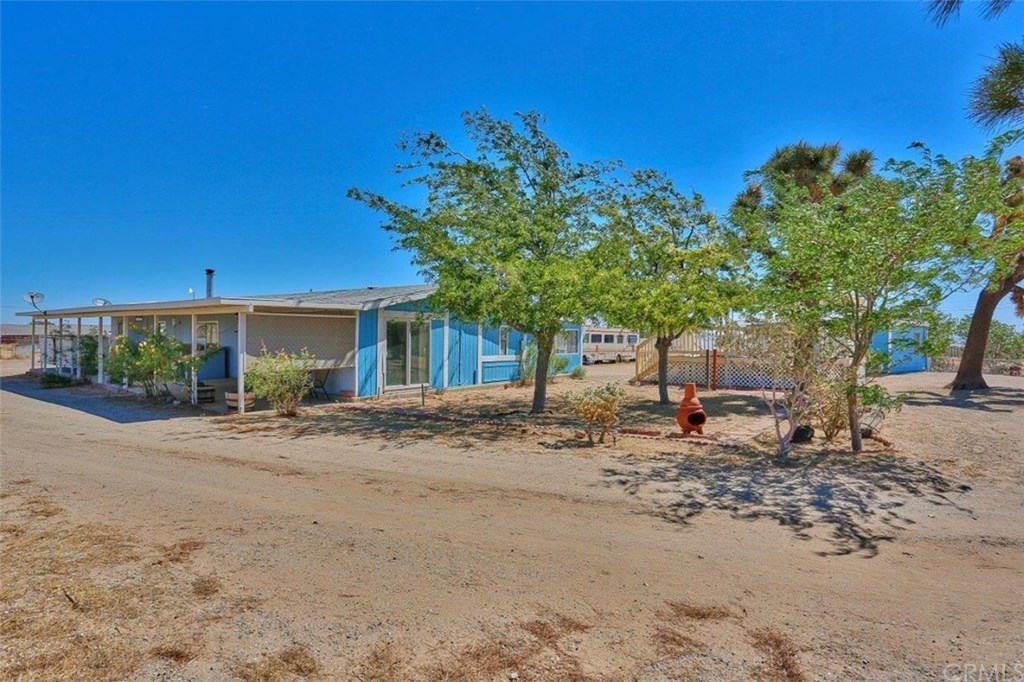 8988 Sunset Road Victorville, CA 92392 - Photo 1 of 1