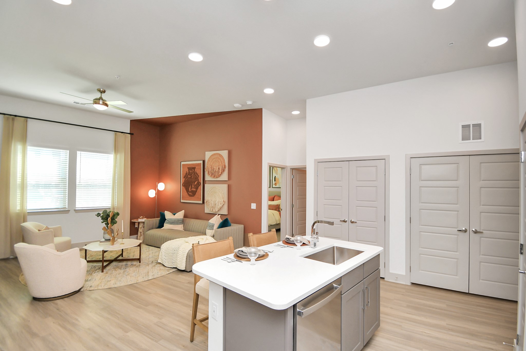 1617 Enid Street, Unit 177 Houston, TX 77009 - Photo 3 of 50 a living room with furniture and wooden floor
