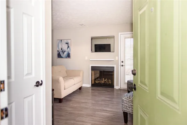 $1,691 | 1260 Lehigh Station Road, Unit 1001, Henrietta, NY 14467