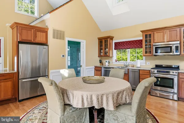 $2,995,000 | 107 East Mill Road, Flourtown, PA 19031