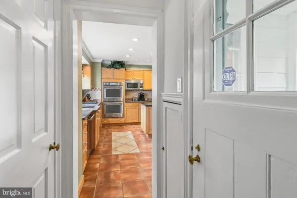 $2,995,000 | 107 East Mill Road, Flourtown, PA 19031