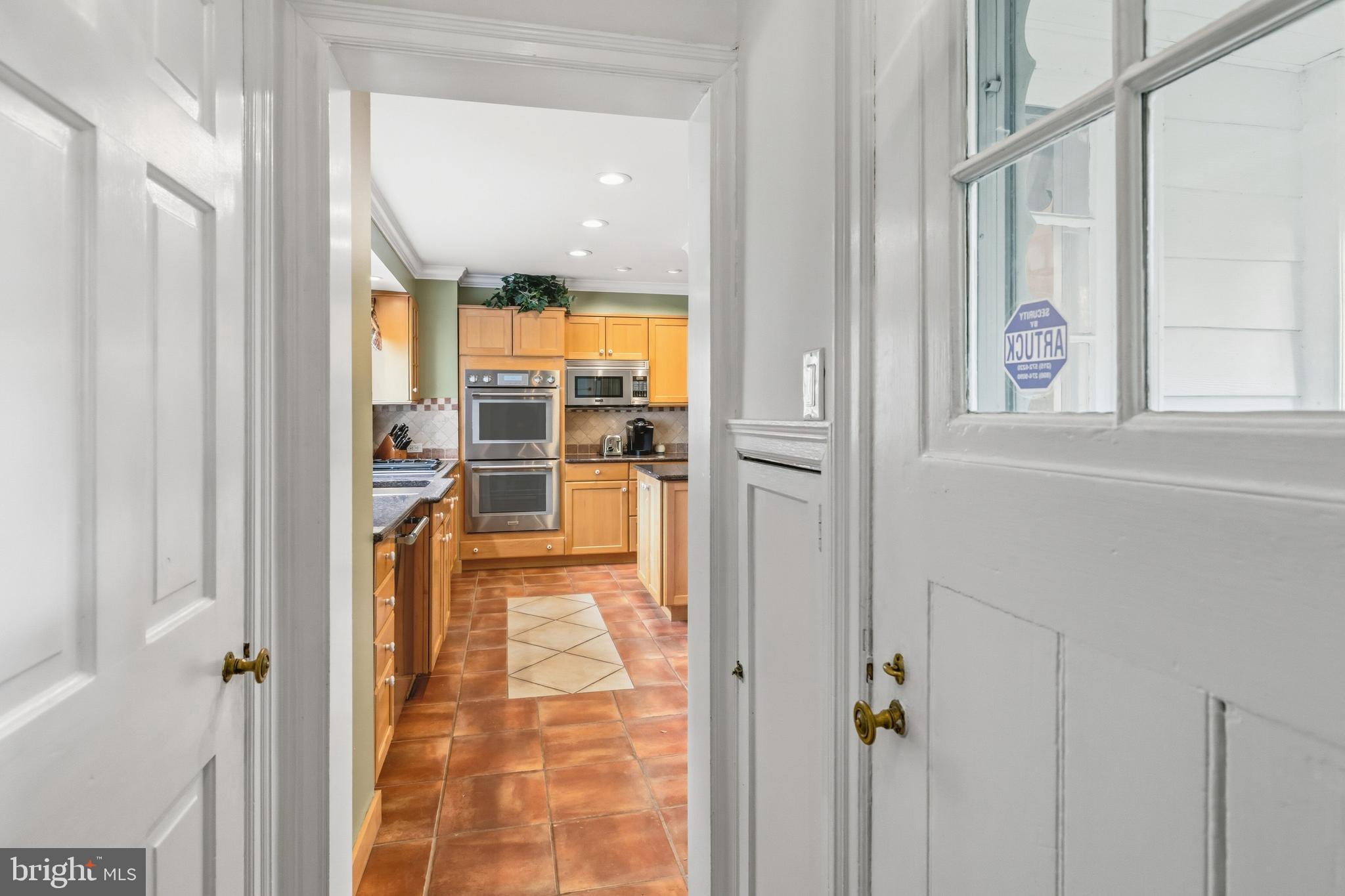 107 East Mill Road Flourtown, PA 19031 - Photo 40 of 108