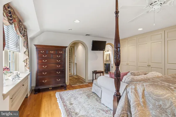$2,995,000 | 107 East Mill Road, Flourtown, PA 19031