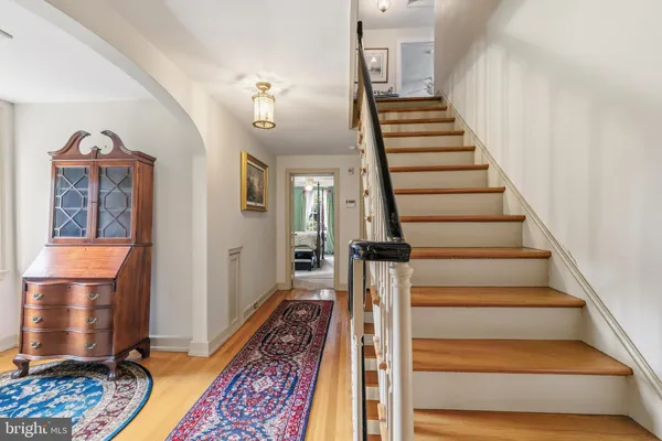 $2,995,000 | 107 East Mill Road, Flourtown, PA 19031