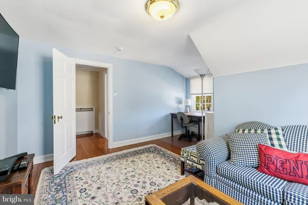 $2,995,000 | 107 East Mill Road, Flourtown, PA 19031