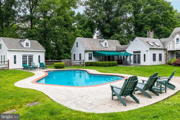 $2,995,000 | 107 East Mill Road, Flourtown, PA 19031