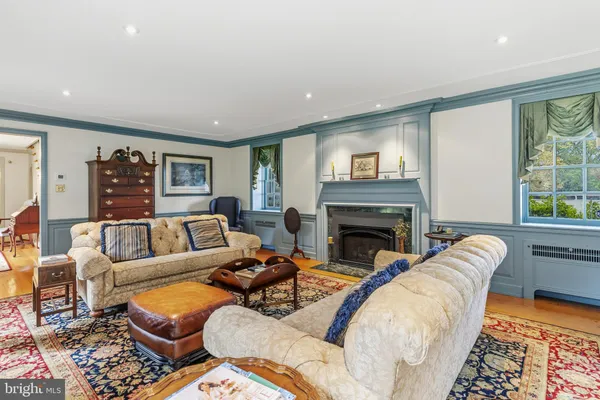 $2,995,000 | 107 East Mill Road, Flourtown, PA 19031
