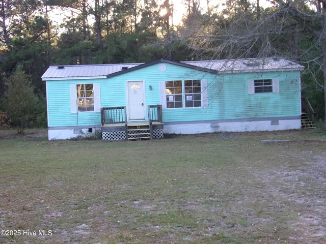 $94,000 | 158 Brian's Woods Road, Maple Hill, NC 28454