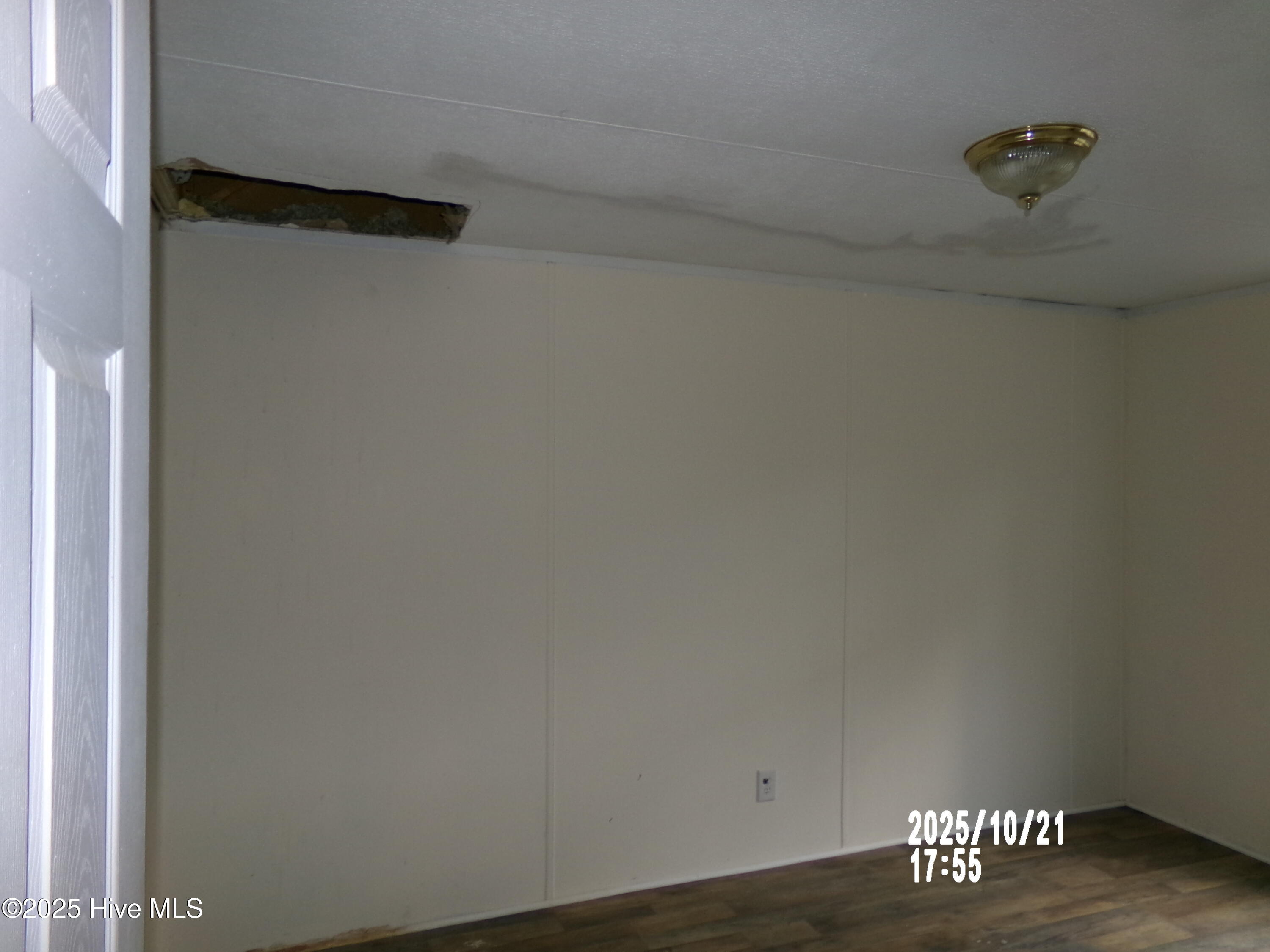 158 Brian's Woods Road Maple Hill, NC 28454 - Photo 12 of 14 Back Bedroom