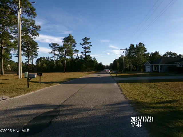 $94,000 | 158 Brian's Woods Road, Maple Hill, NC 28454