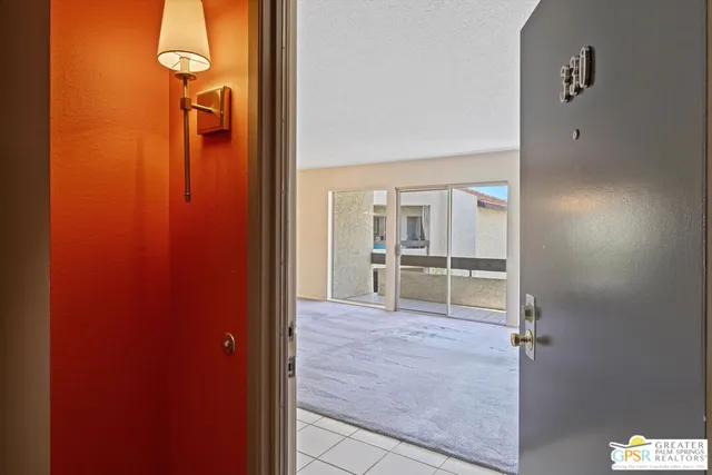 $250,000 | 1552 South Camino Real, Unit 330, Palm Springs, CA 92264