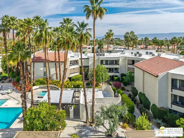 $250,000 | 1552 South Camino Real, Unit 330, Palm Springs, CA 92264