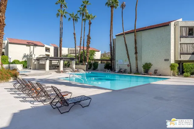 $250,000 | 1552 South Camino Real, Unit 330, Palm Springs, CA 92264