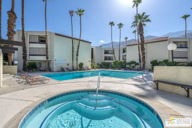 $250,000 | 1552 South Camino Real, Unit 330, Palm Springs, CA 92264