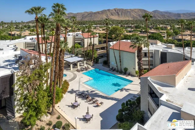 $250,000 | 1552 South Camino Real, Unit 330, Palm Springs, CA 92264