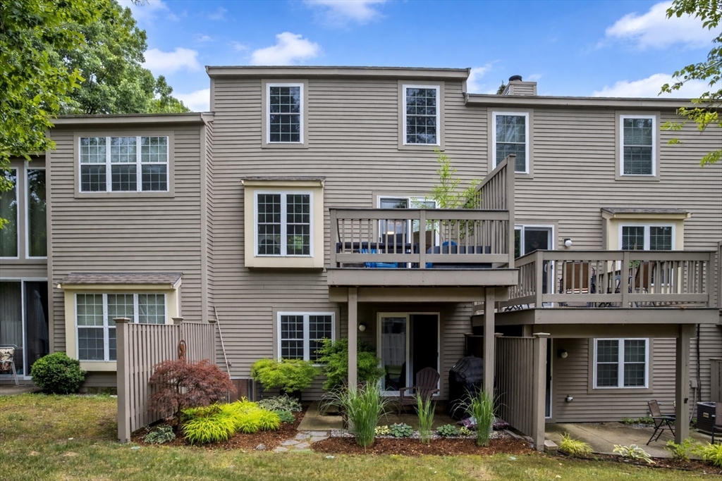 110 Ridgefield Circle, Unit D Clinton, MA 01510 - Photo 2 of 38