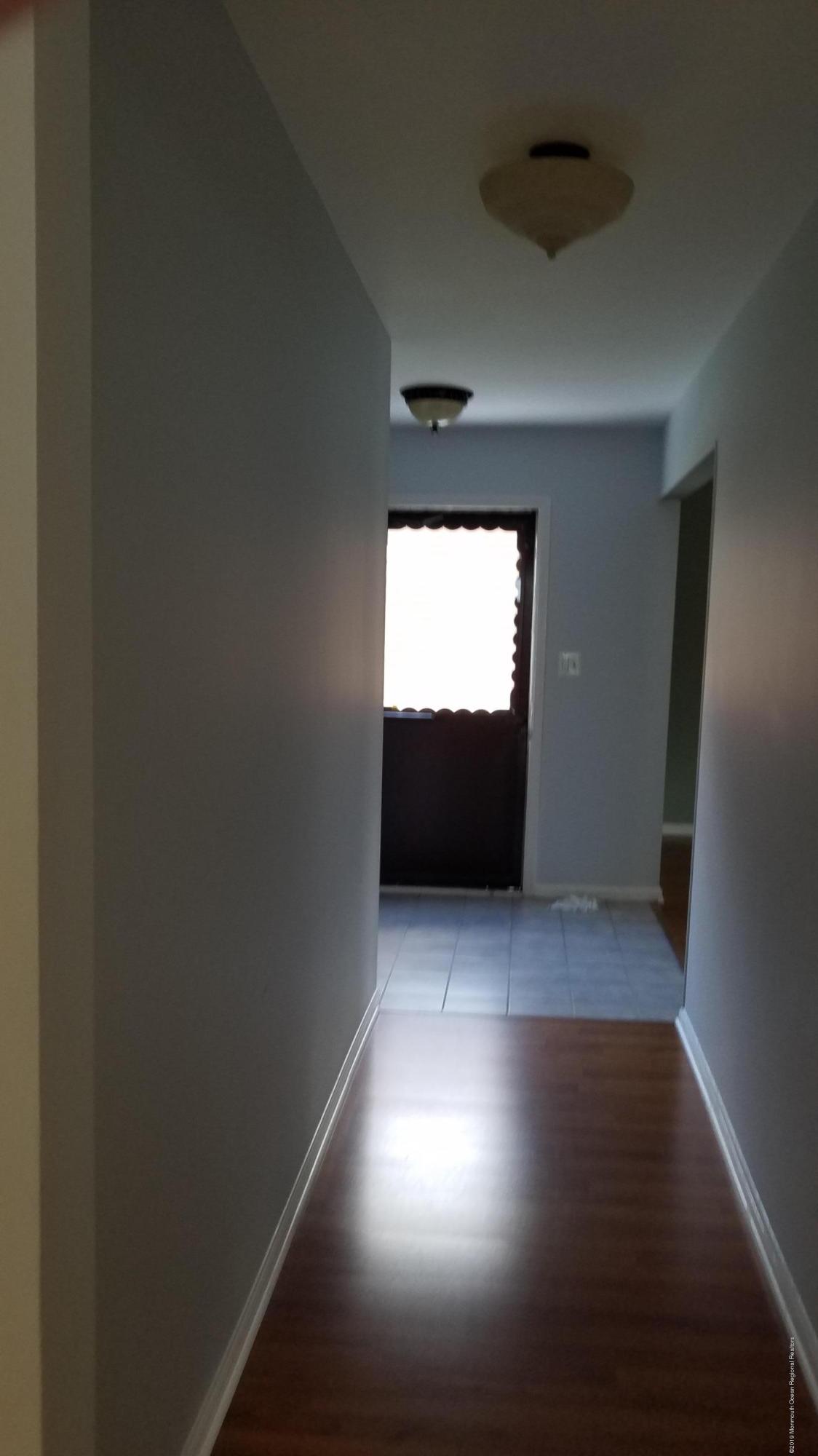 39 Suffolk Way Marlboro, NJ 07746 - Photo 6 of 25 20191102_160228