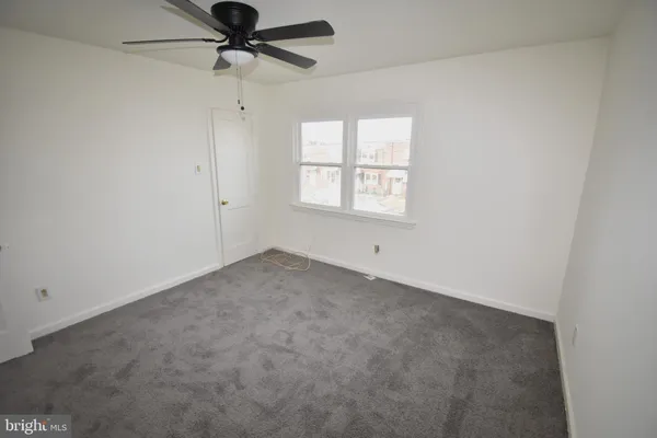 $228,900 | 76 West 4th Street, Burlington, NJ 08016