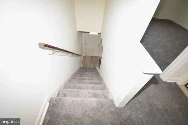 $228,900 | 76 West 4th Street, Burlington, NJ 08016