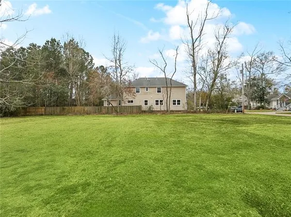 $290,000 | 637 Ramon Street, Mandeville, LA 70448