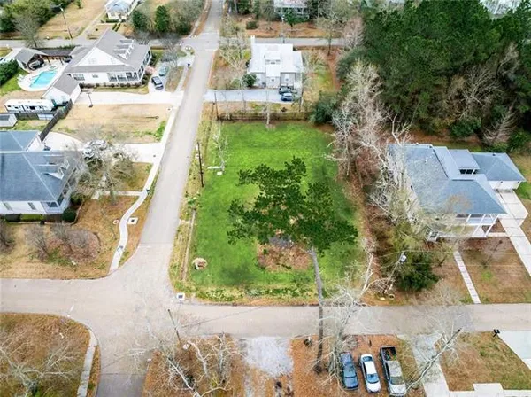 $290,000 | 637 Ramon Street, Mandeville, LA 70448