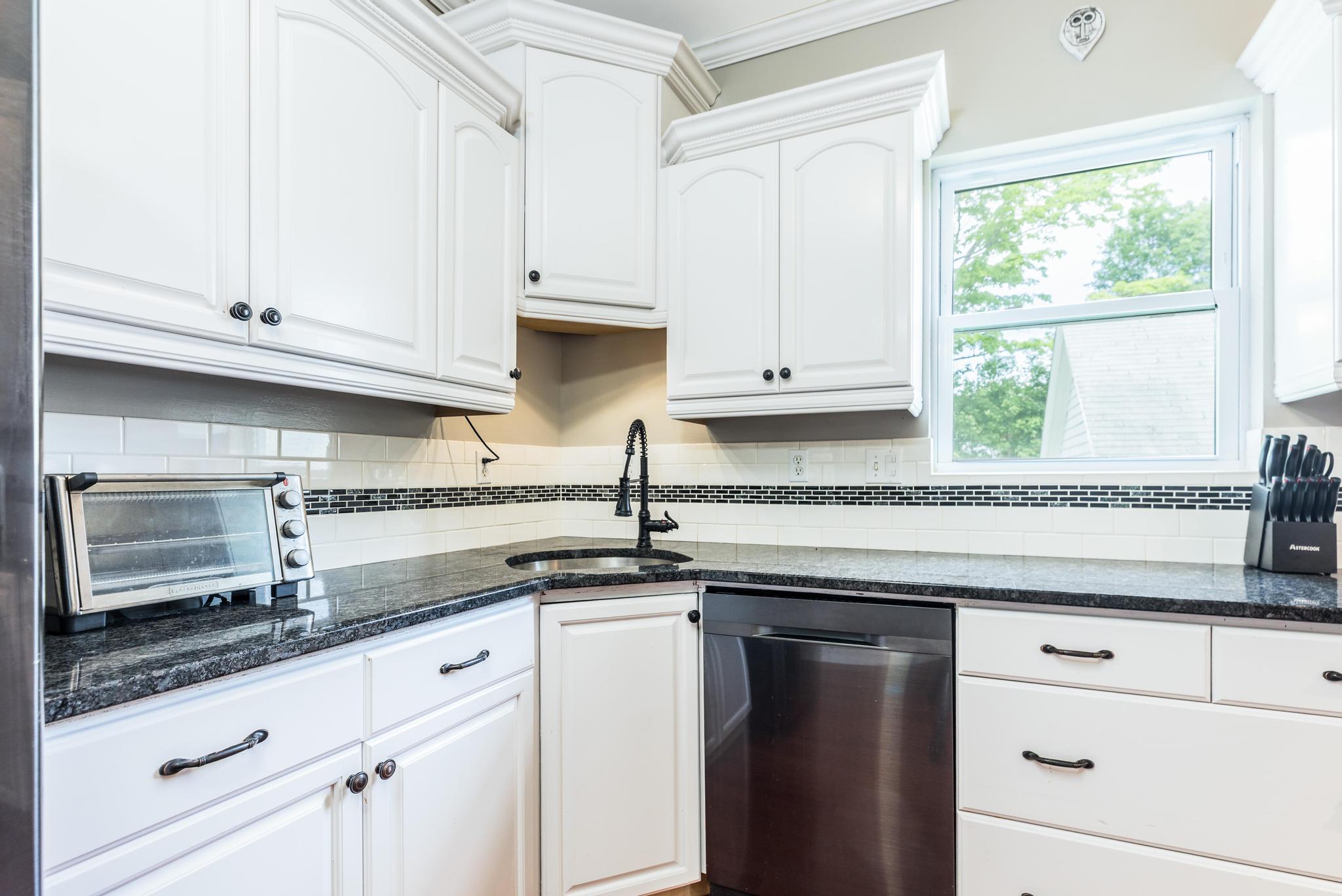 5 Kirk Street Springvale, ME 04083 - Photo 12 of 41
