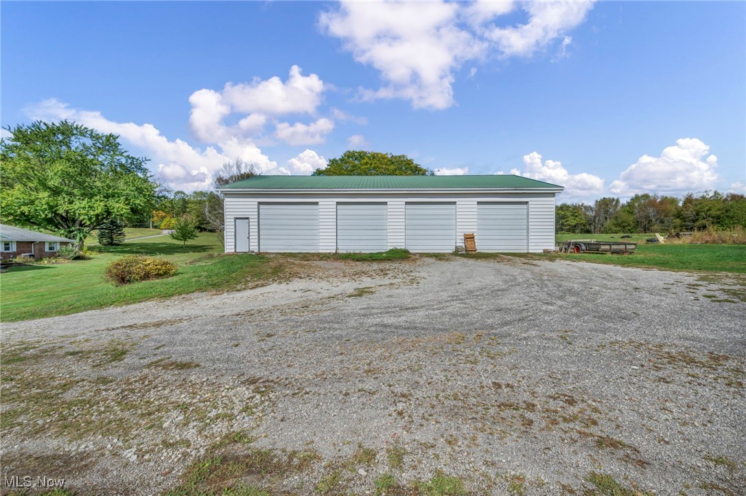 10294 Manor Road Northeast Minerva, OH 44657 - Photo 5 of 34 Gallery Image 5