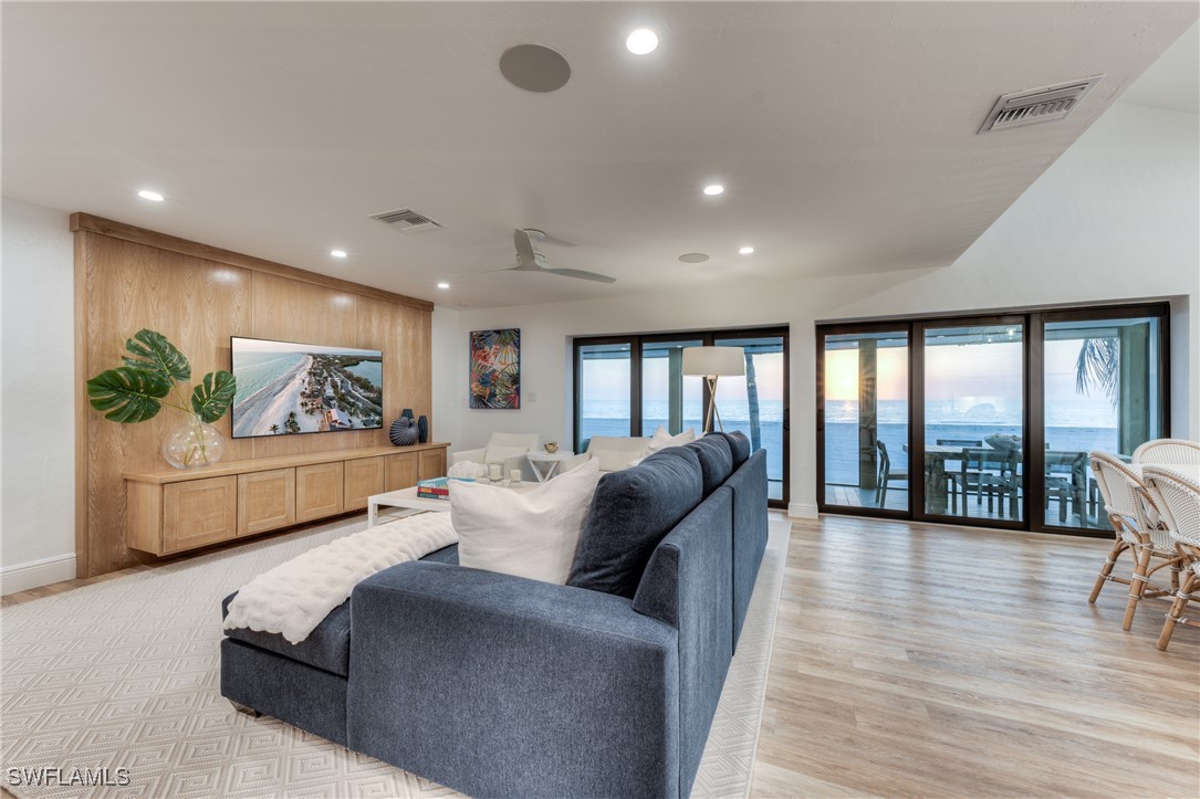 19 Beach Homes Captiva, FL 33924 - Photo 13 of 48