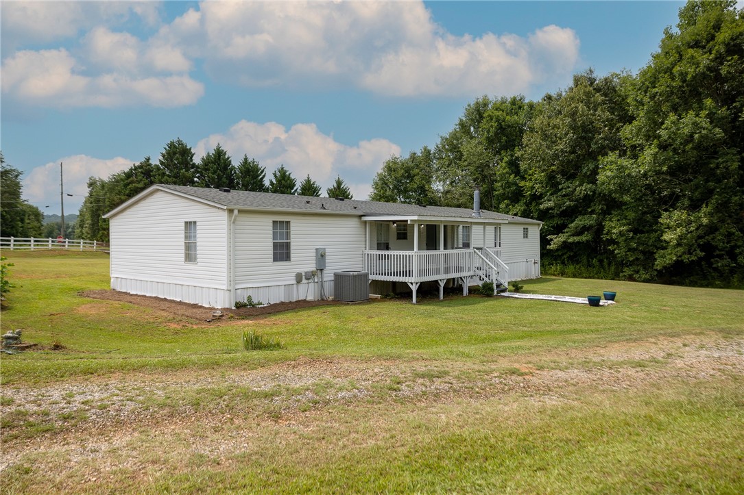 101 Mountain Estates Road Pickens, SC 29671 - Photo 16 of 45