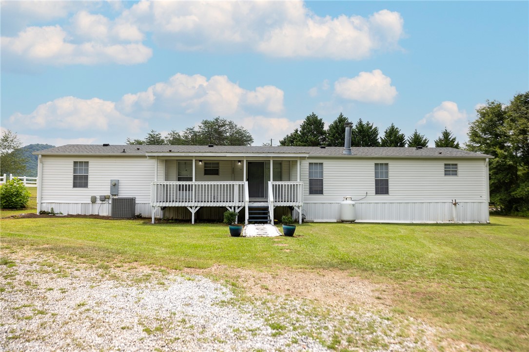 101 Mountain Estates Road Pickens, SC 29671 - Photo 17 of 45