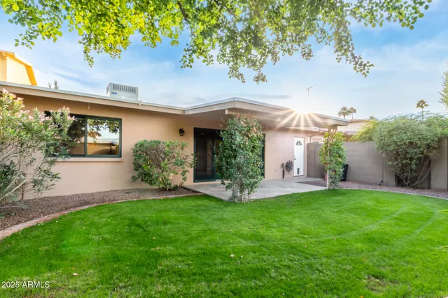 $2,500 | 7732 East Northland Drive, Scottsdale, AZ 85251