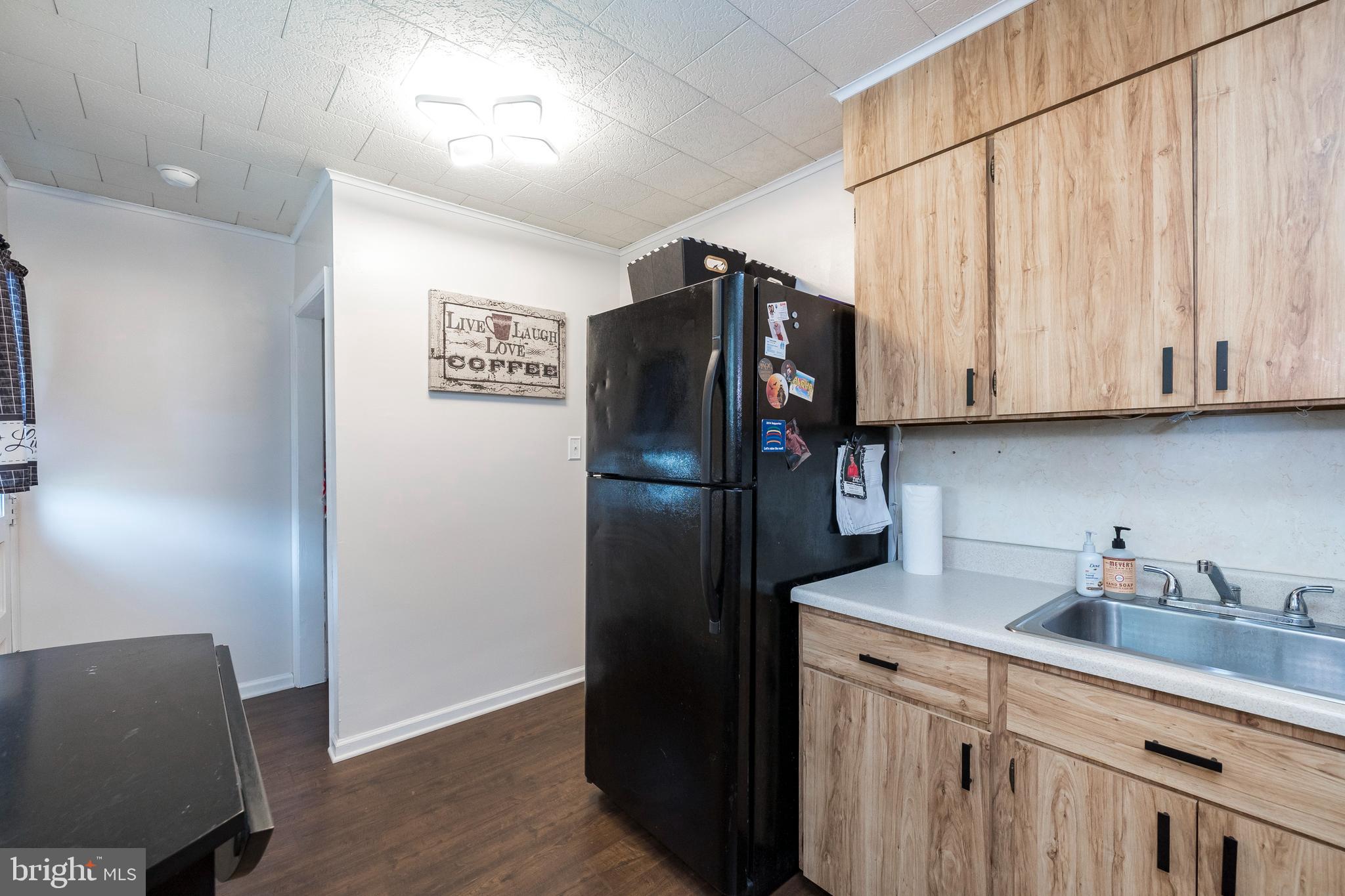 513 Markel Road Conshohocken, PA 19428 - Photo 25 of 32 Kitchen