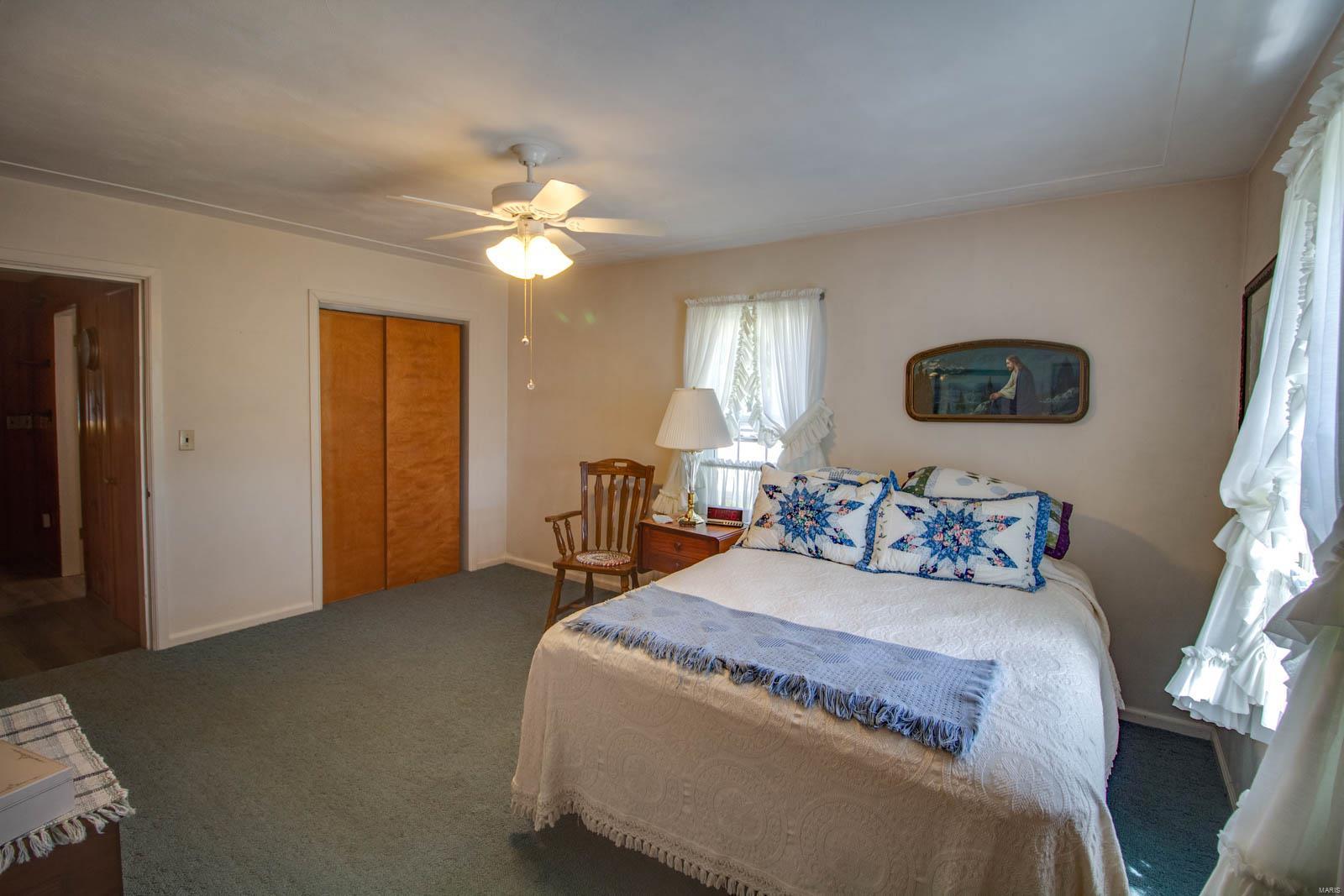 1385 Woodburn Road Brighton, IL 62012 - Photo 40 of 76