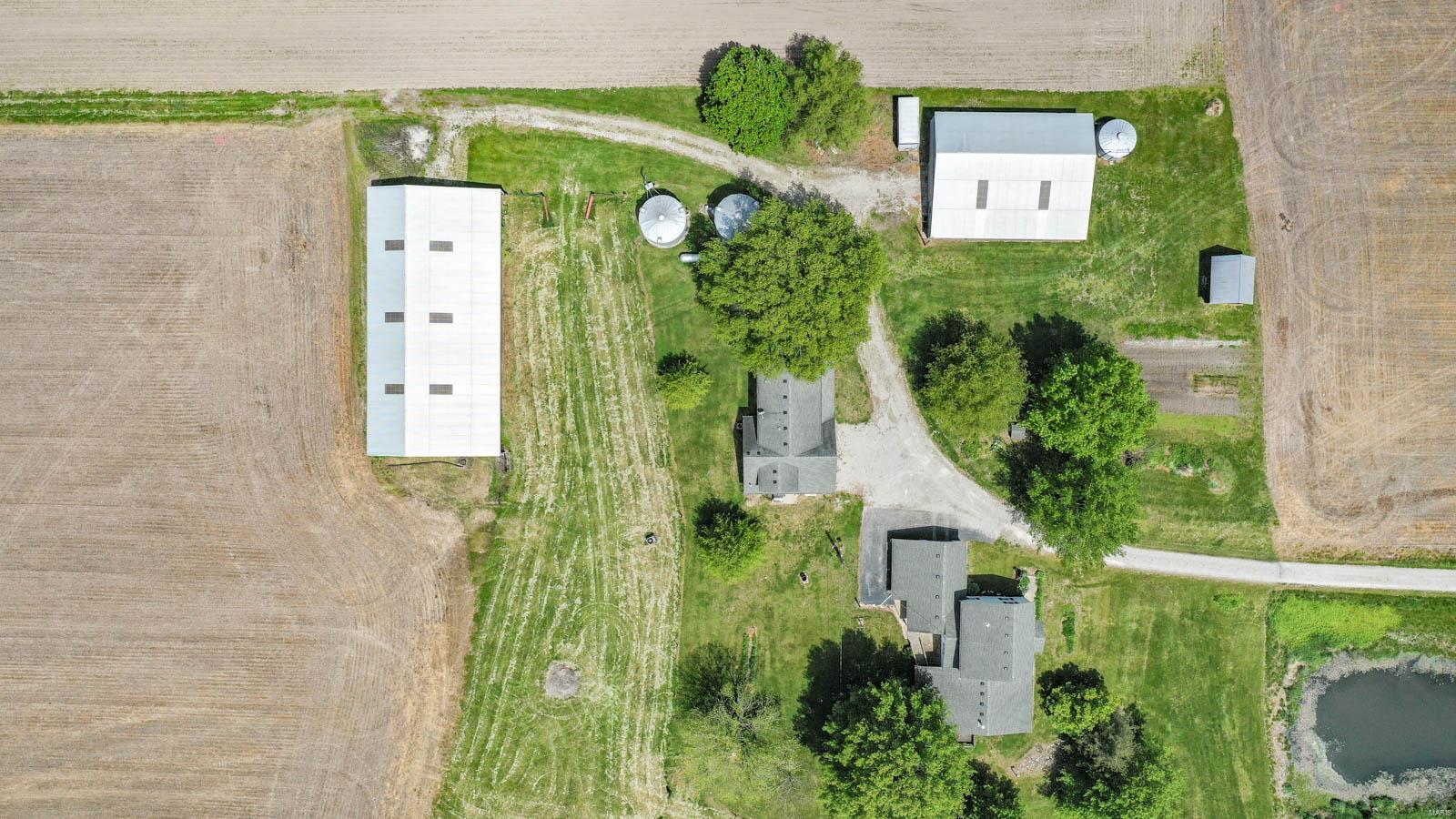 1385 Woodburn Road Brighton, IL 62012 - Photo 7 of 76