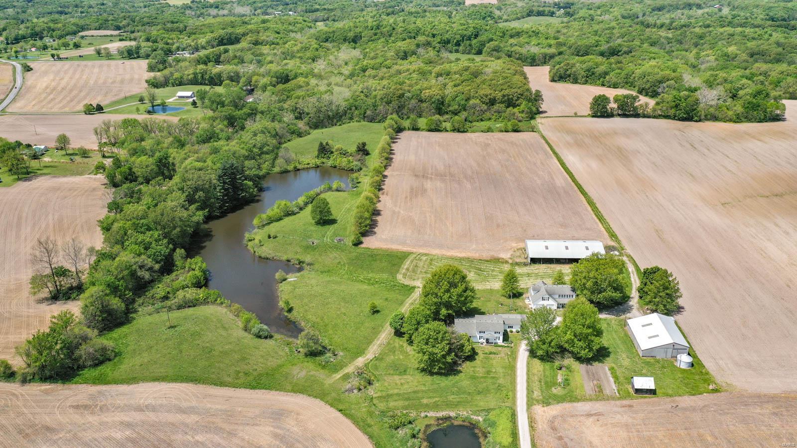 1385 Woodburn Road Brighton, IL 62012 - Photo 8 of 76